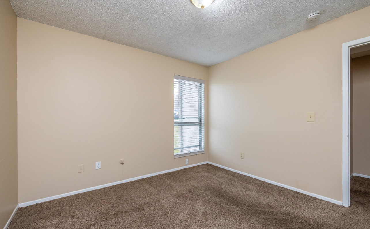 Emerald Hills Apartments Image 10