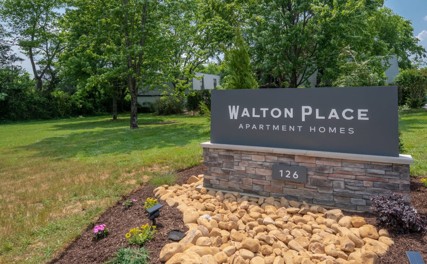 Walton Place Image 5