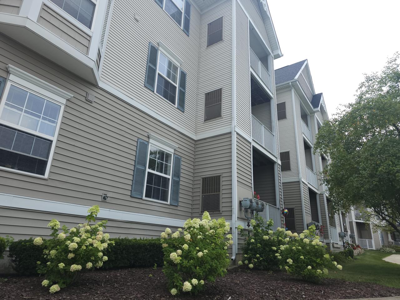 Oakhaven Manor - Senior Living Image 47