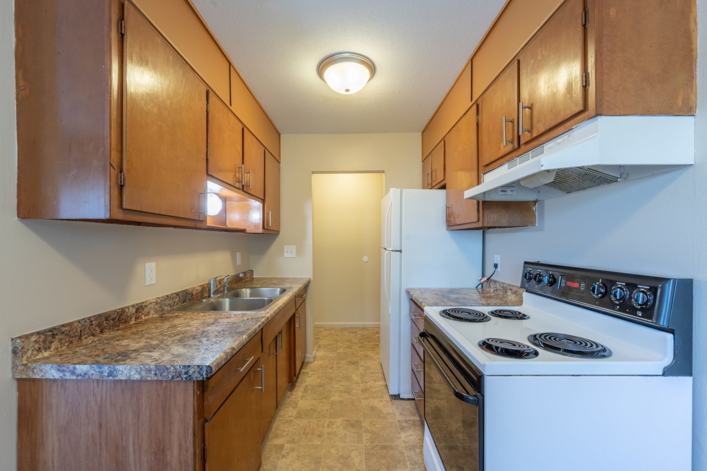 Rapid Court Apartments Image 1