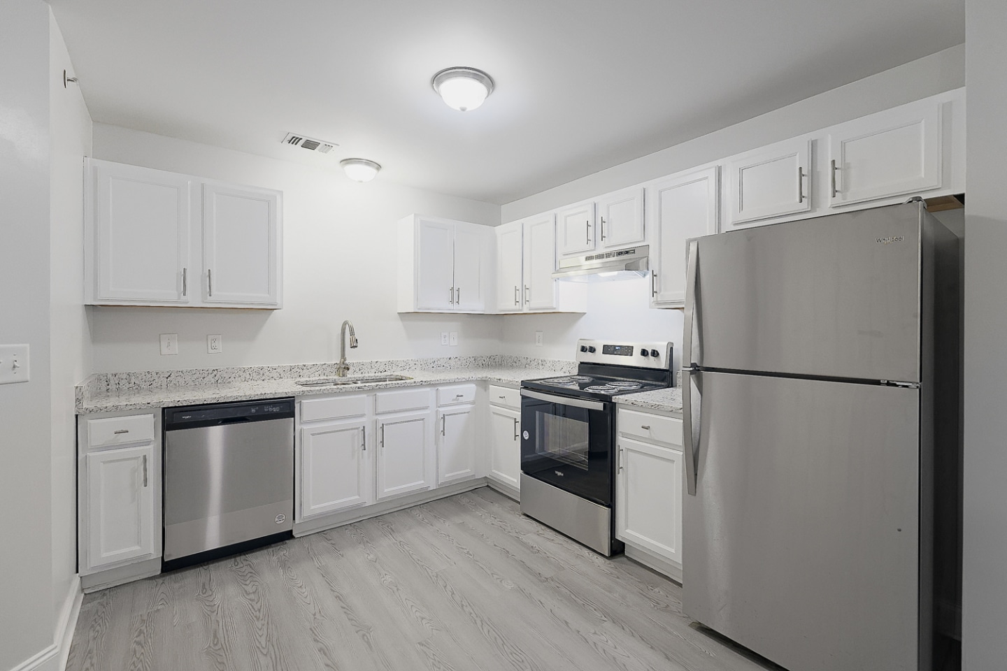 Oak Pointe Apartments Image 16