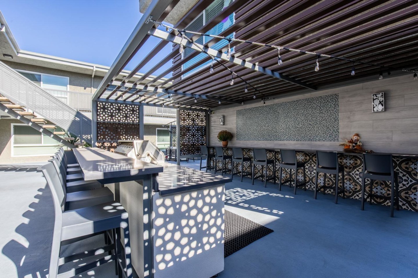 Mosaic at Western Apartments Homes Image 32