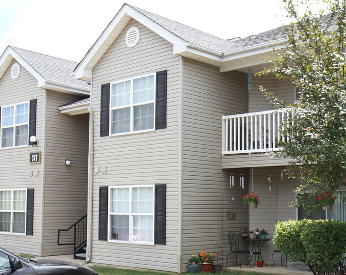 Walden Pond Apartments Image 18