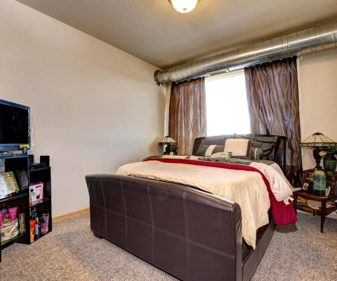 Villard Square - Affordable Housing Image 11