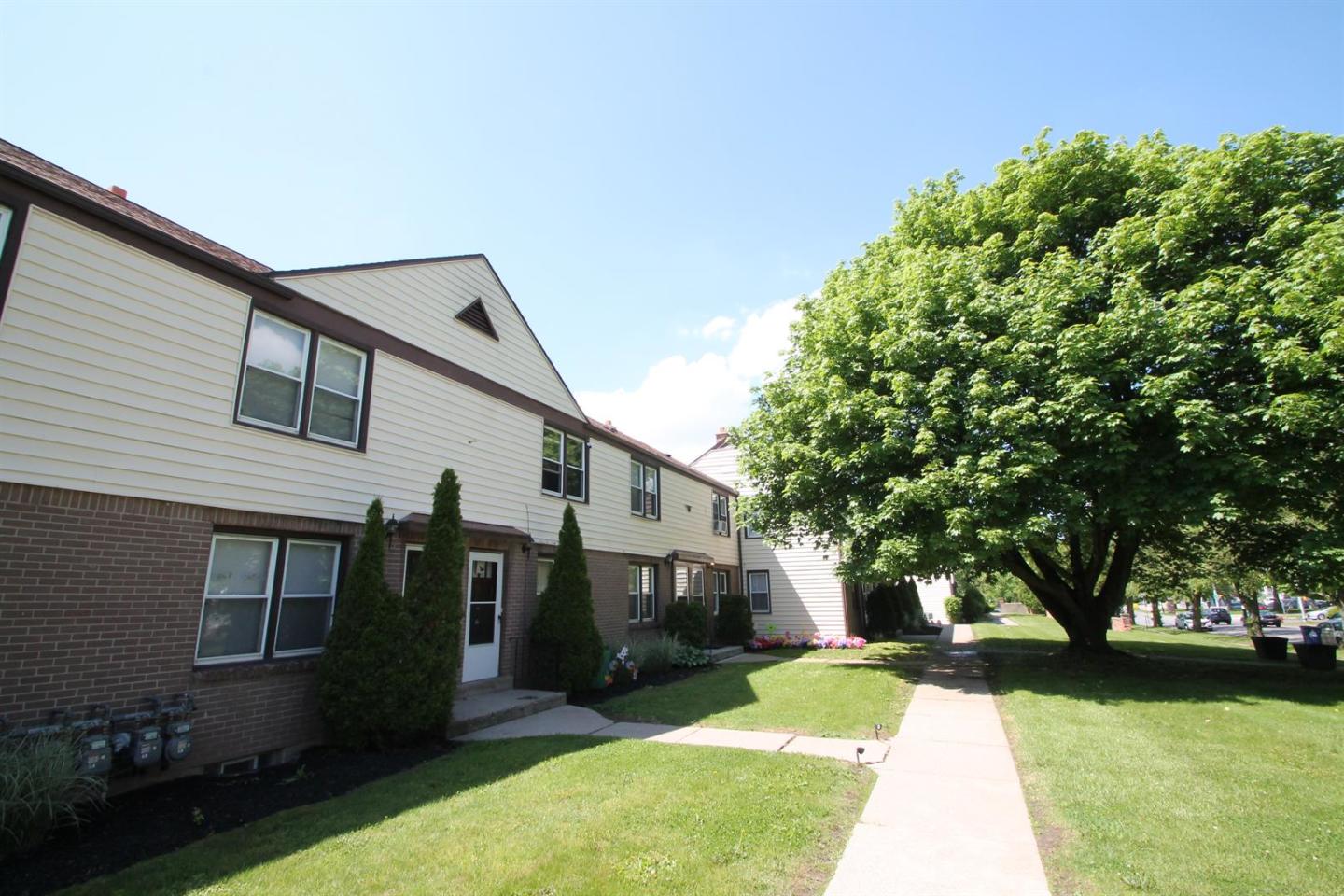 844 Richmond Ave Image 13