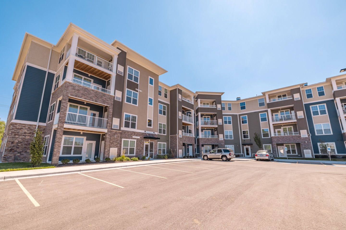 Bonavia Luxury Apartments Image 47