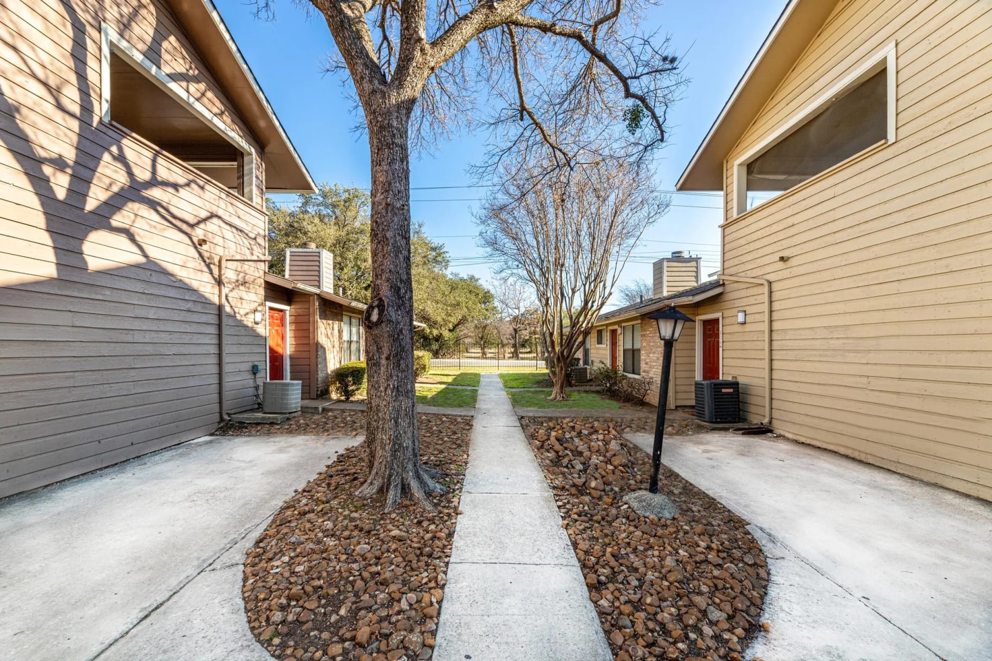 The Camaron Townhomes & Flats Image 47