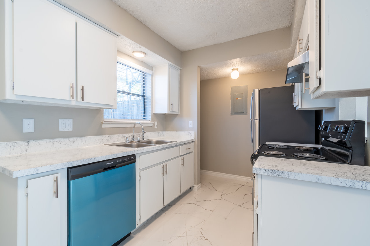 Central Park Town Homes Image 2