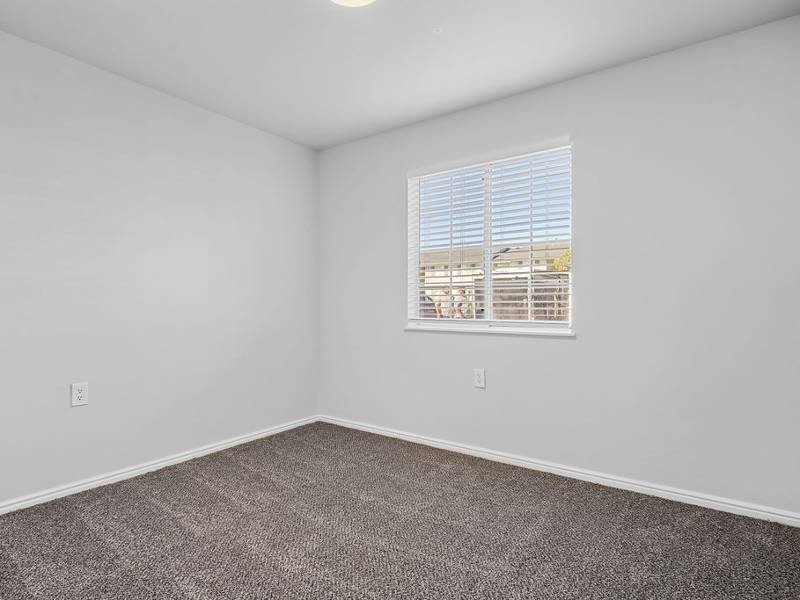 Lexington Park Image 9