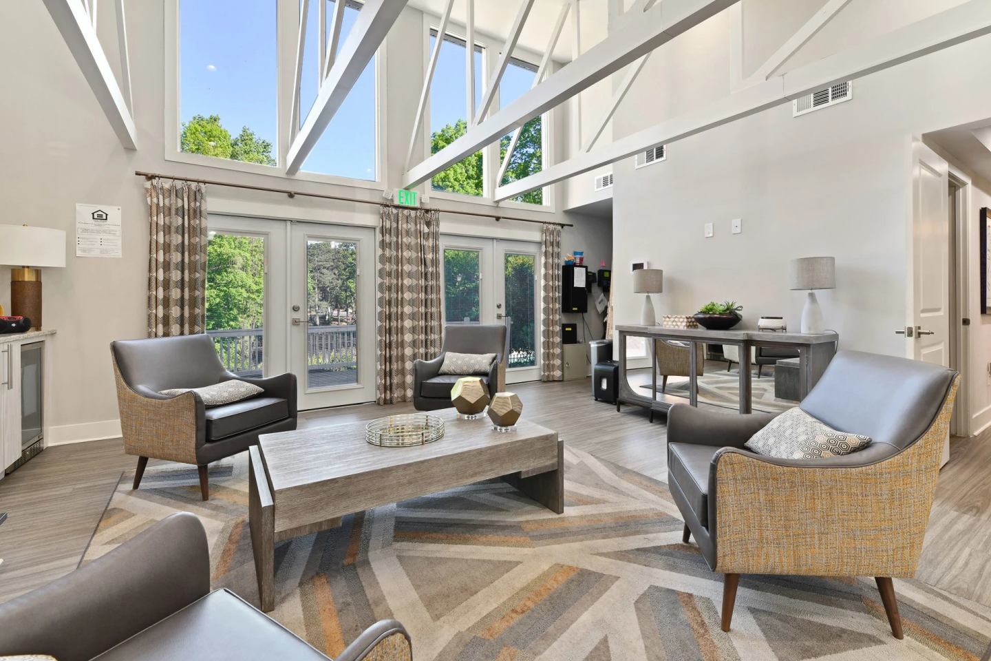 Premier Apartments Image 2