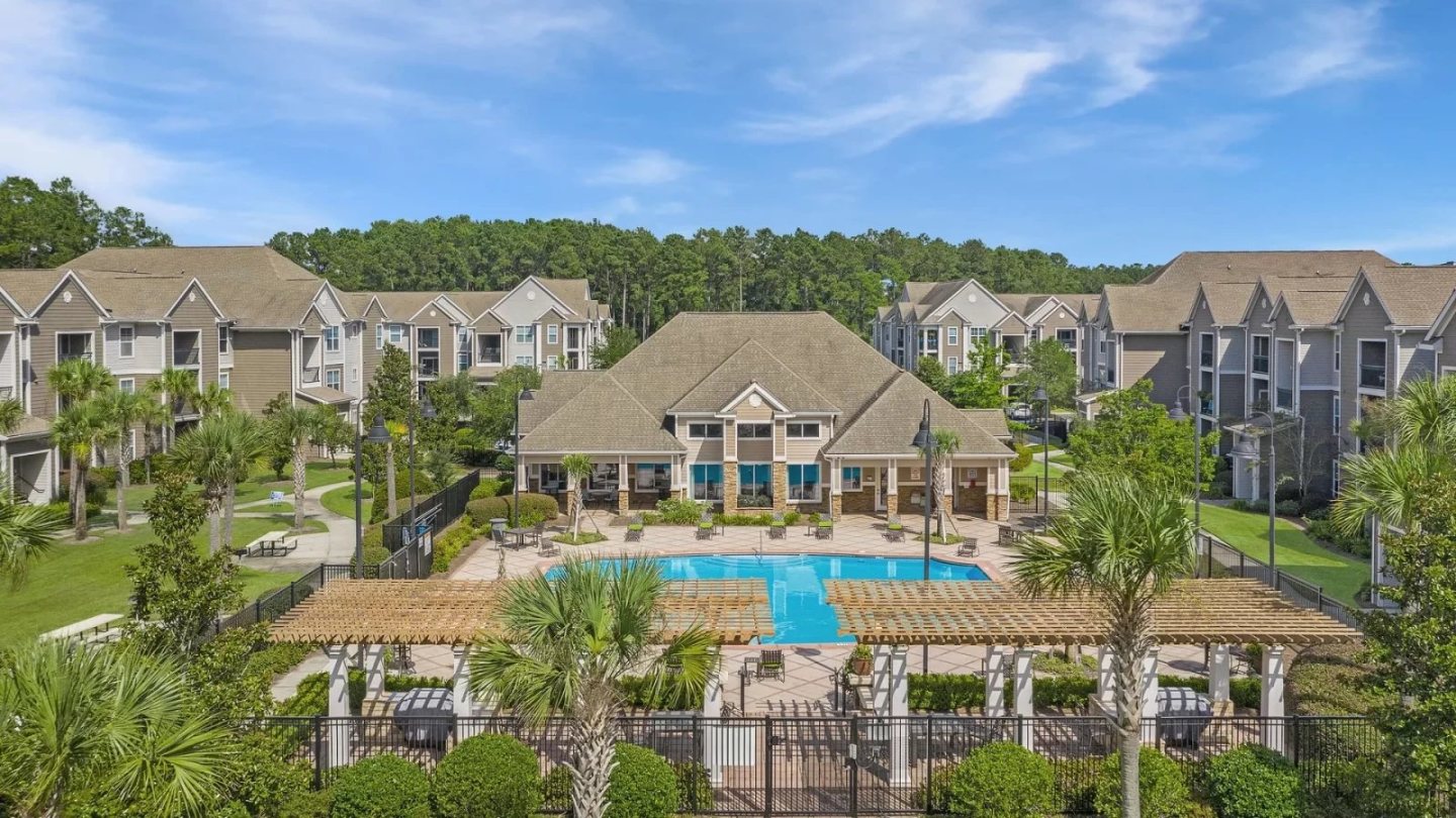 The Carlyle at Godley Station Apartment Homes Image 29