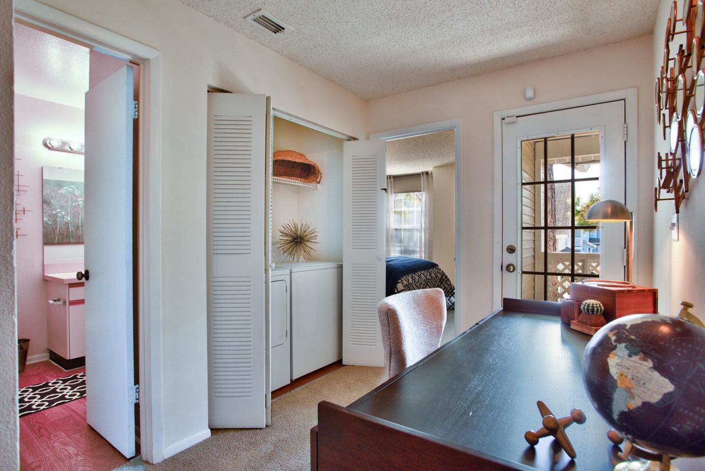 Tampa Woods Apartments Image 1