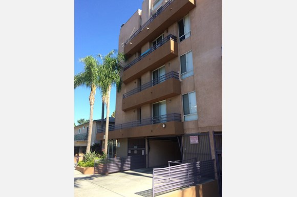 6510 La Mirada Ave Image 12