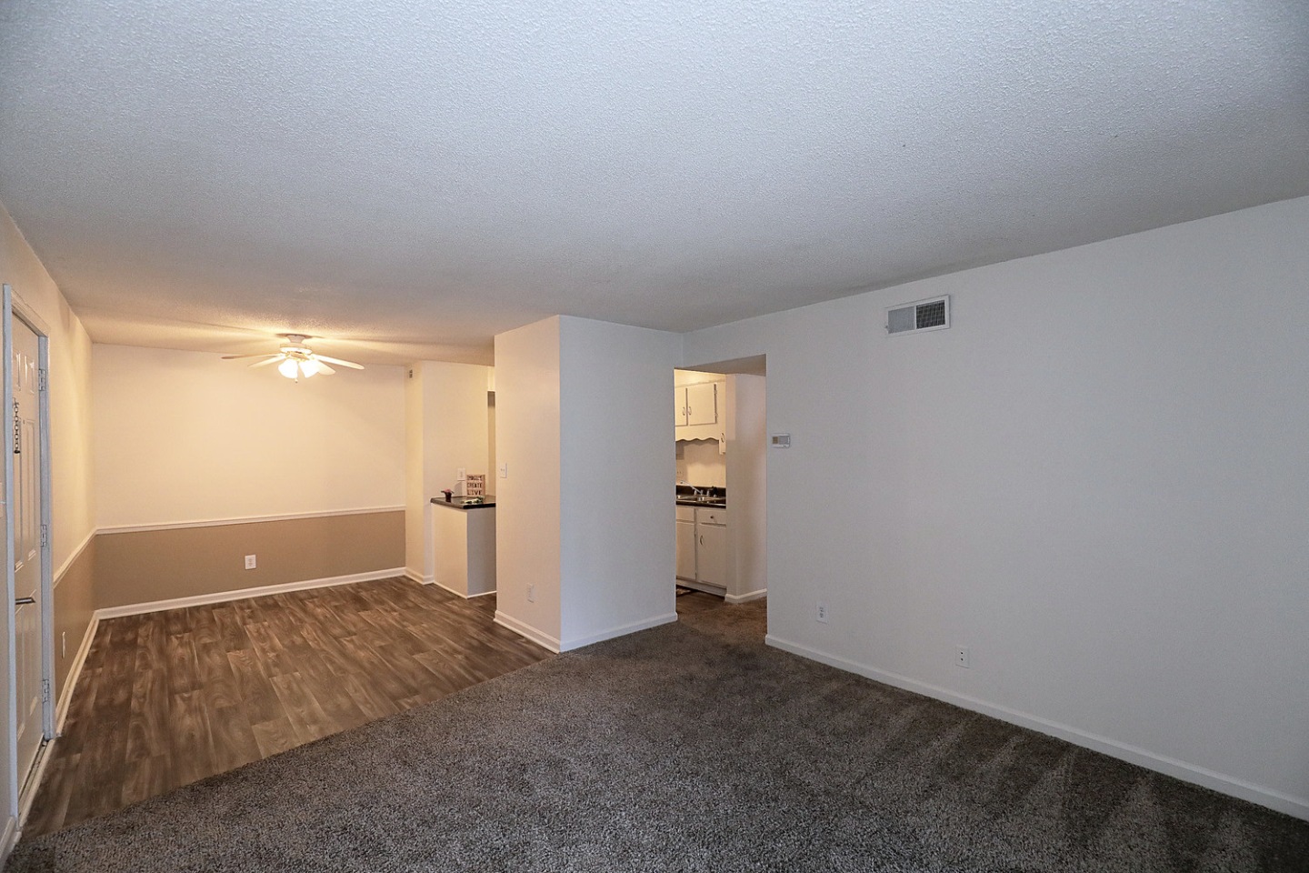 The Morehead Apartments Homes Image 21