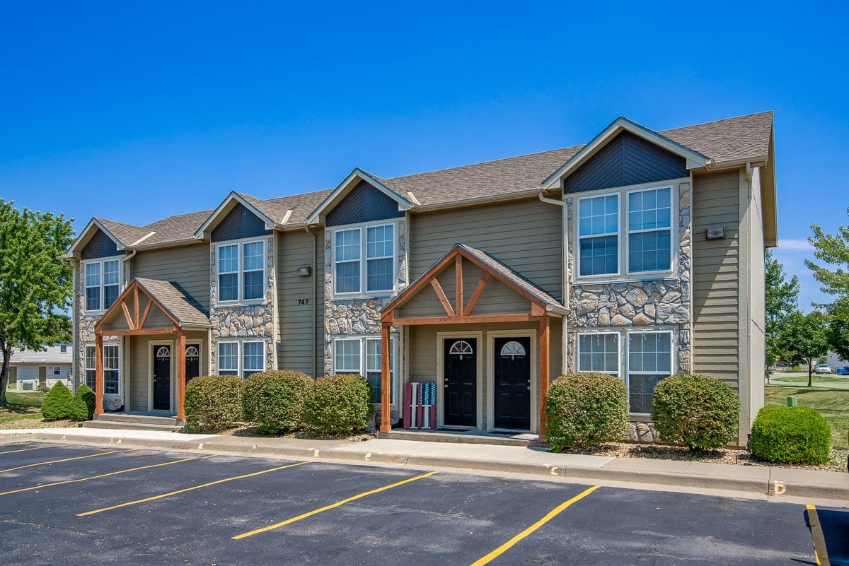 Lincoln Townhomes Image 15