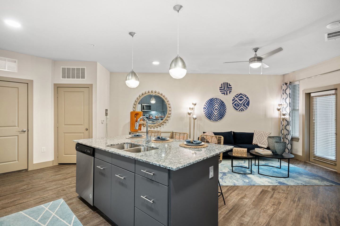 The Alexa Luxury Apartments I & II Image 6