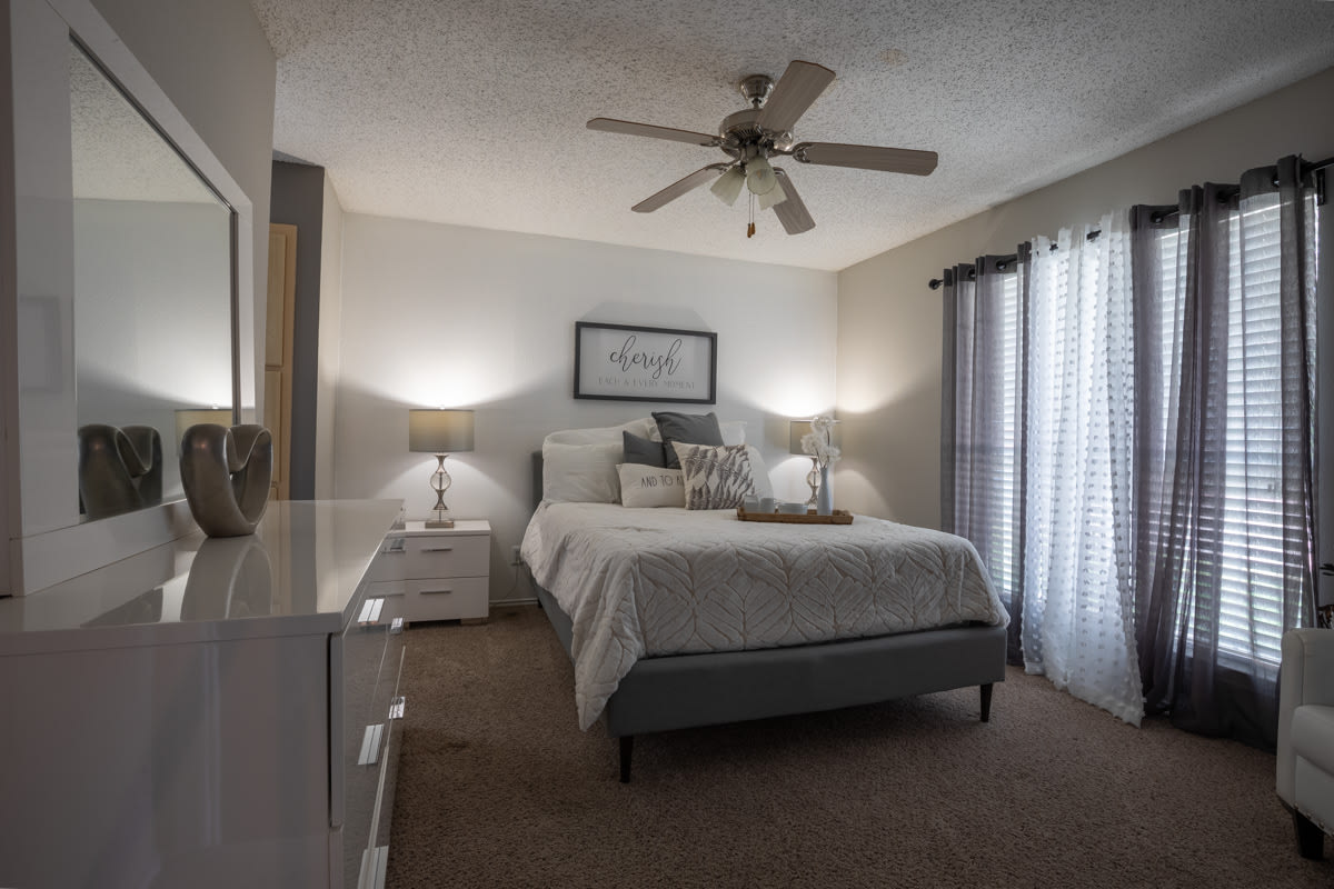 Village Green of Bear Creek Apartments Image 10