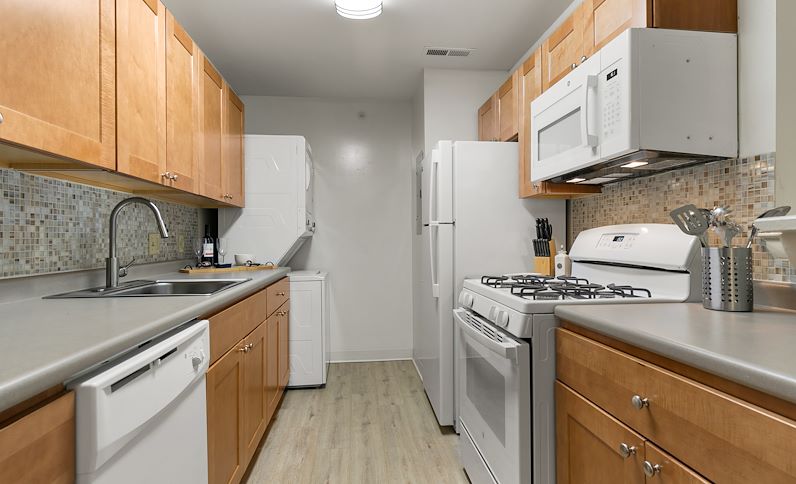 California Apartments Image 3