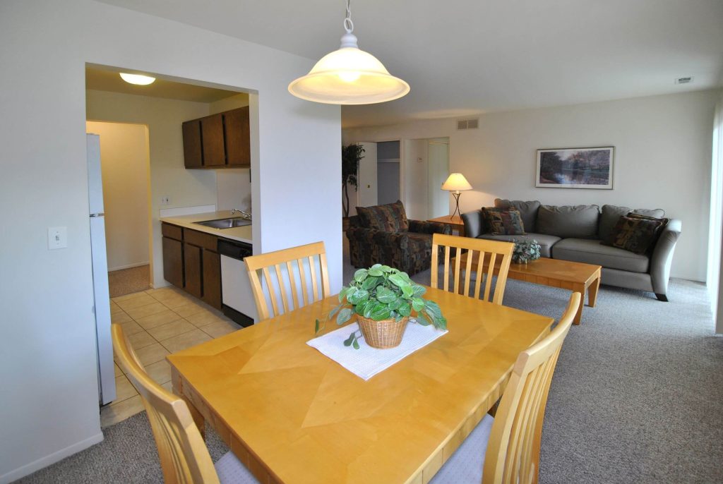 Laketree Apartments Image 3