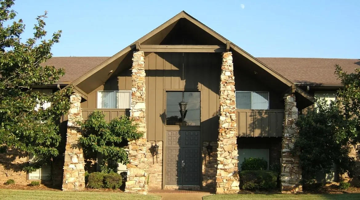 Willow Creek Apartments Image 3