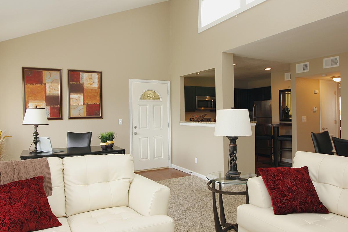 The Girard at Cherry Hills Image 10