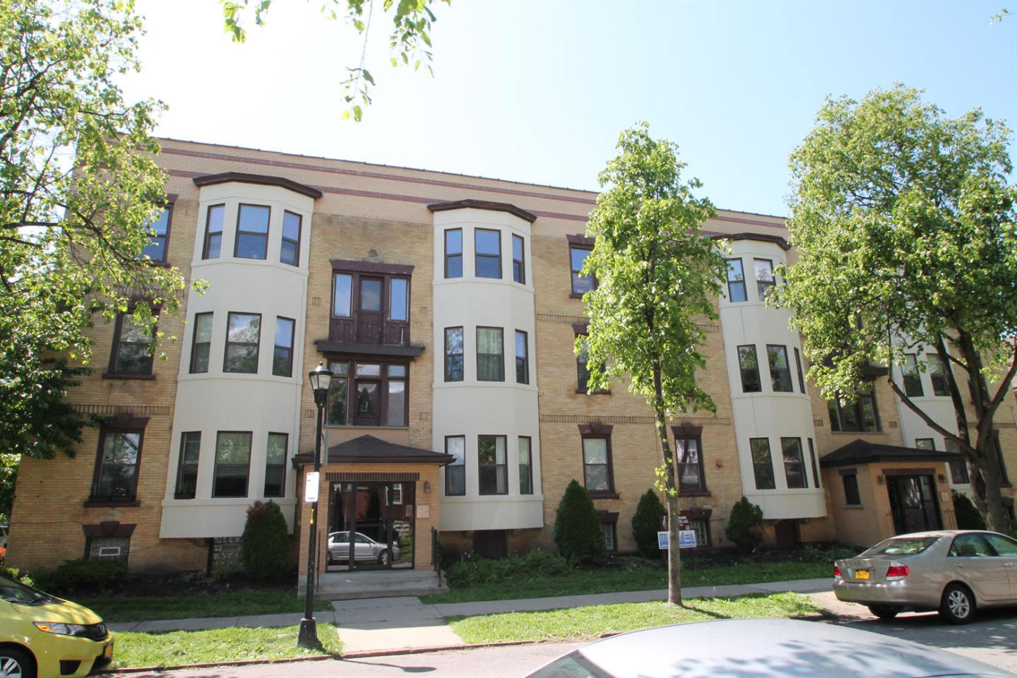 712 -718 Ashland Image 8