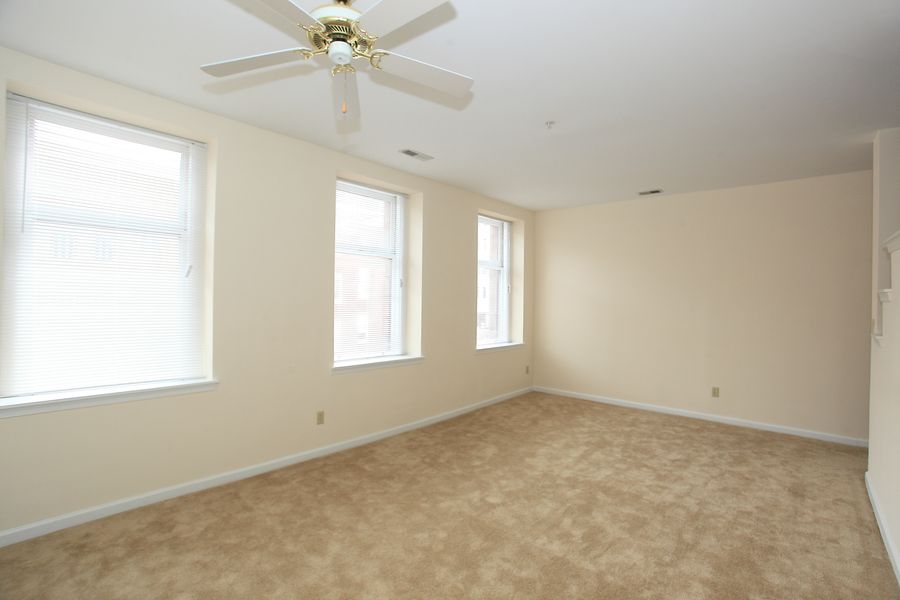 Queen Anne Belvedere Image 3