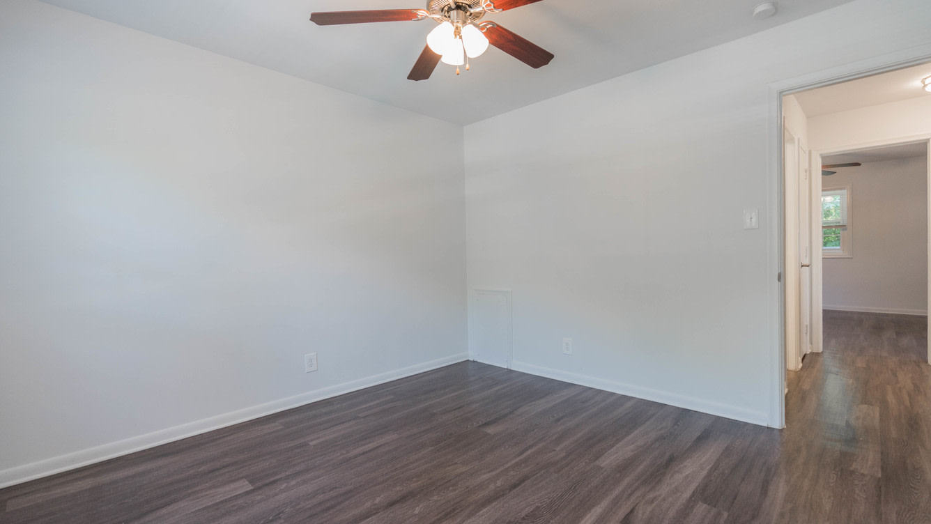 Townhouses of Chesterfield II Image 13