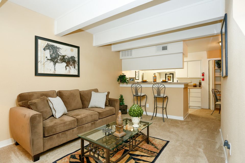 The Crest Apartments Image 3