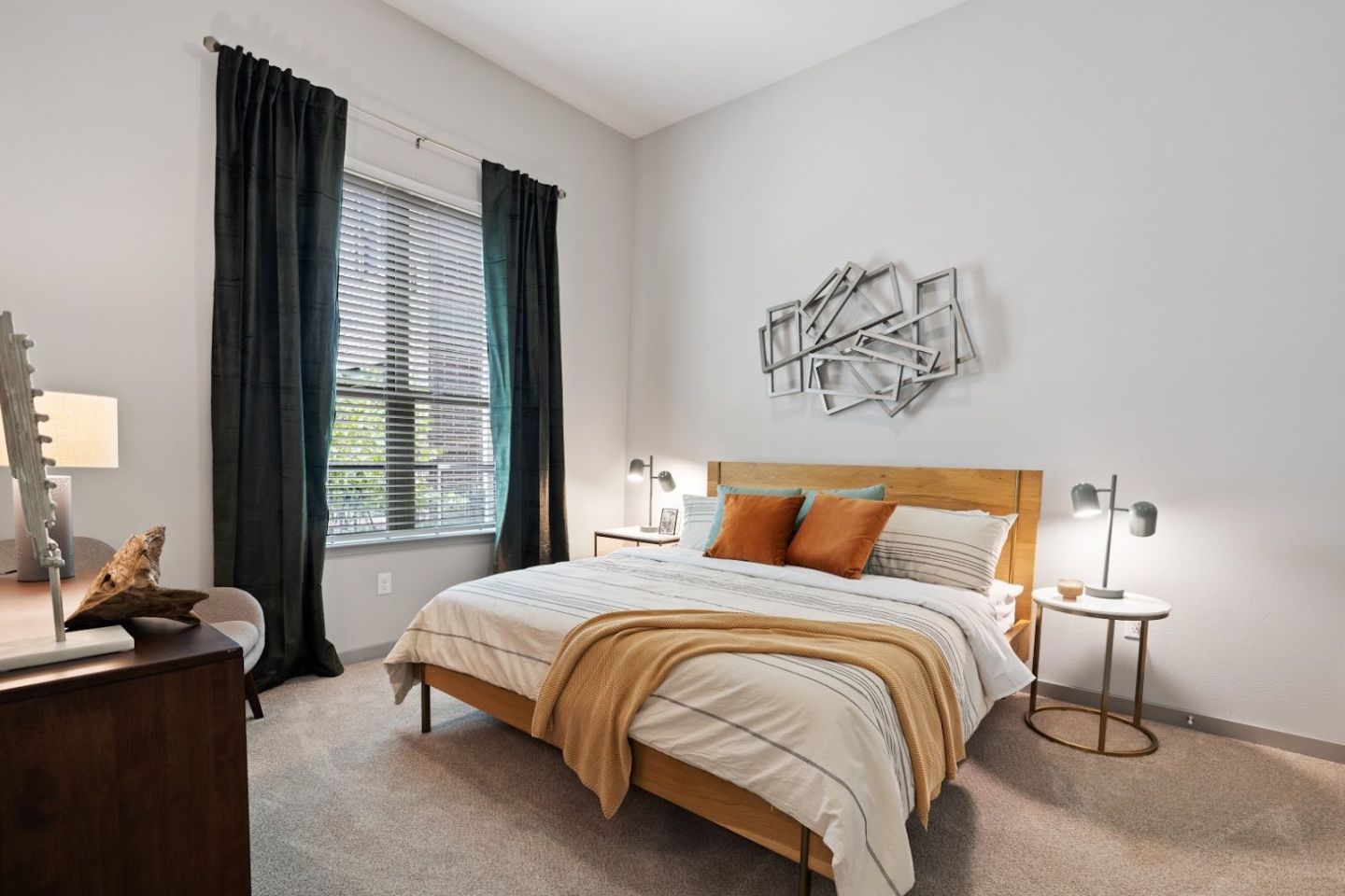 Standard in the Heights Image 11