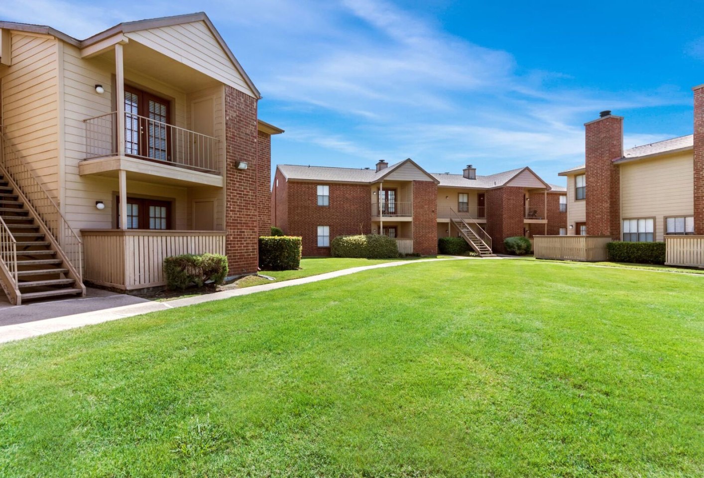 Windchase Apartments Image 2
