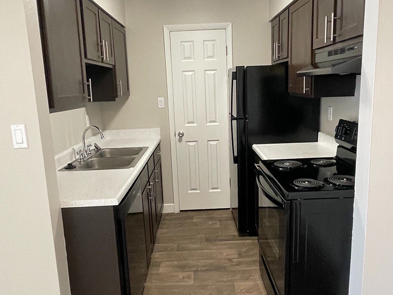 Spring Creek Apartments Image 3