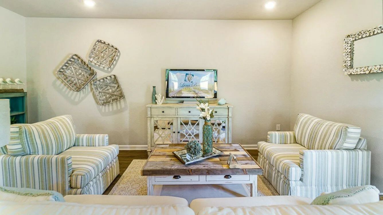 Gulf Stream Apartments Image 4