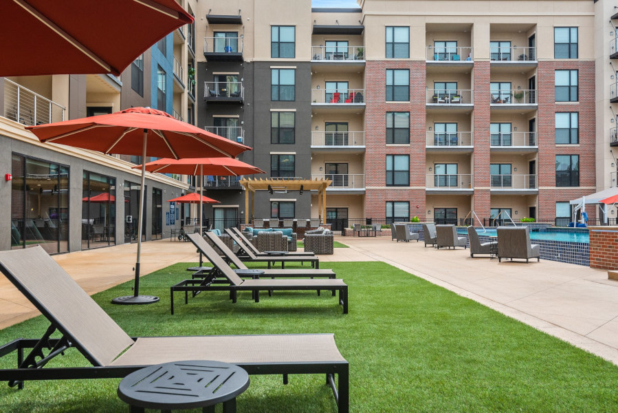 531 Grand Image 14