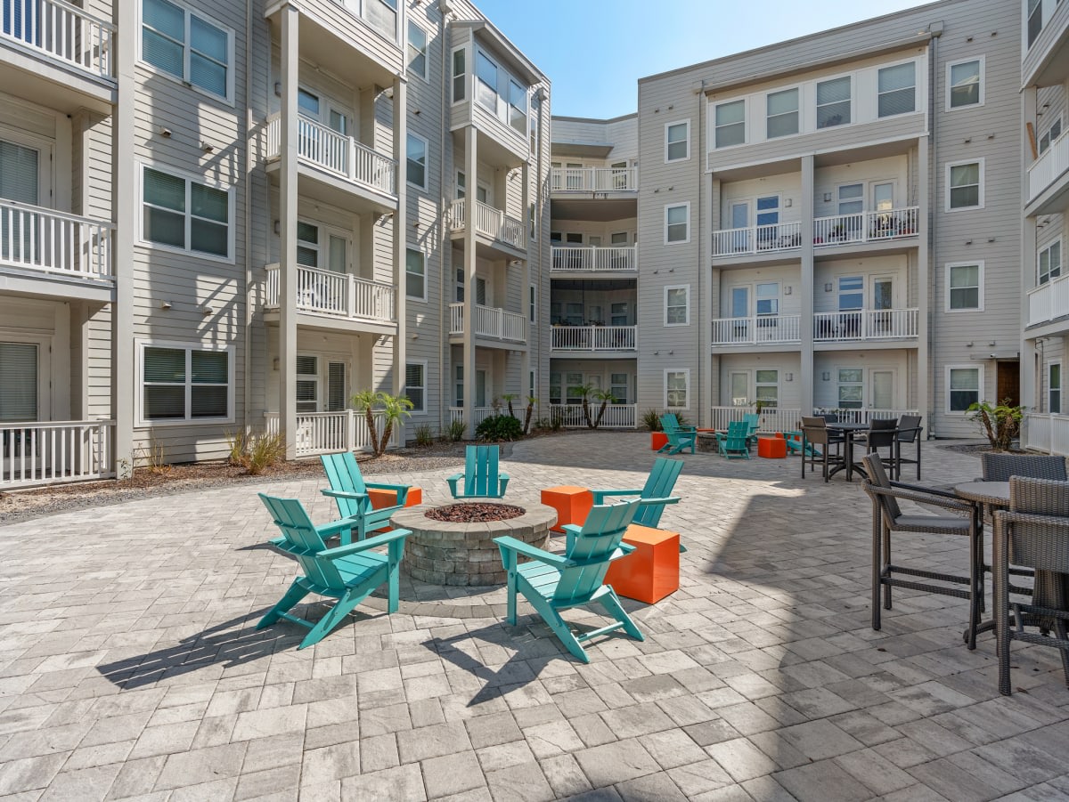 Lake Lofts at Deerwood Image 3