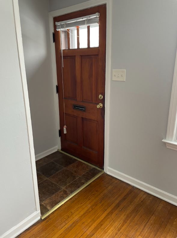 844 Richmond Ave Image 1