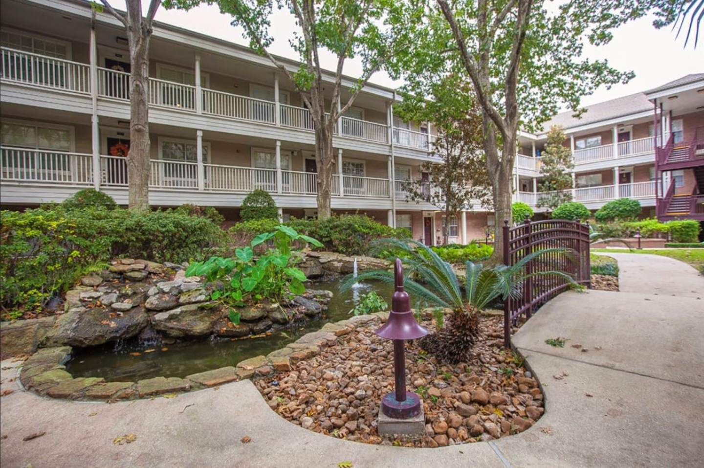 King's Reserve Willowbrook - Senior Housing Image 6