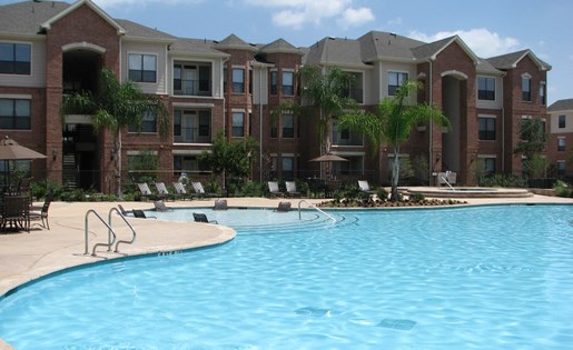 The Fountains at Almeda Image 2