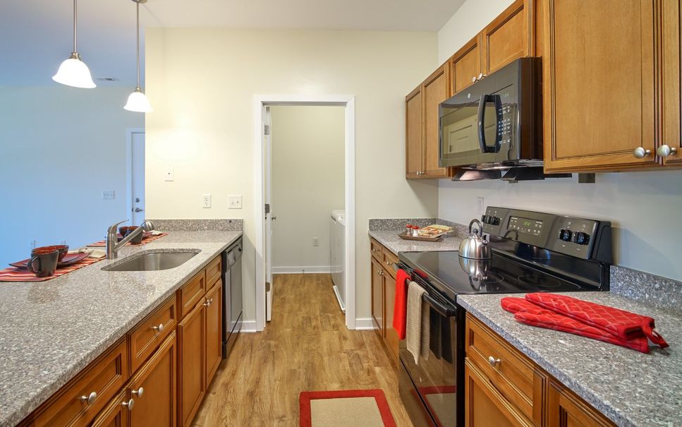 Valor Apartment Homes Image 30