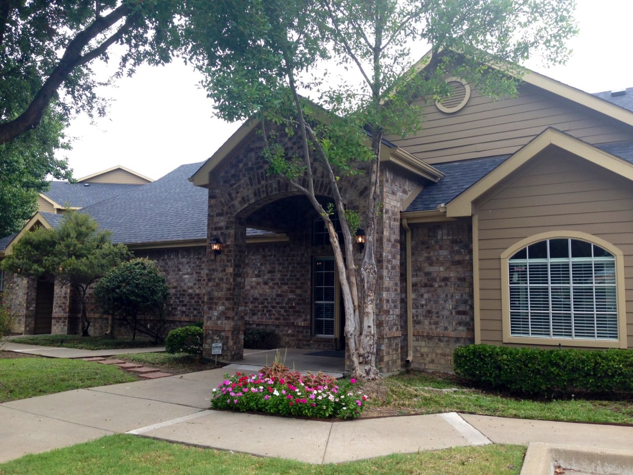 Income Restricted - Park At Cliff Creek Image 3