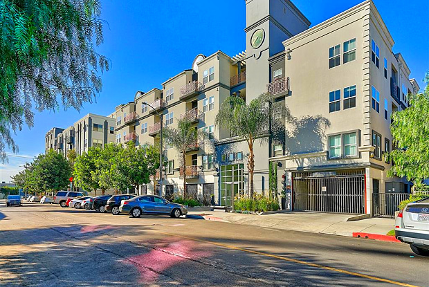 Boulevard On Wilshire Apartments For Boulevard On Wilshire 5353 Blvd Los Angeles Ca 90036