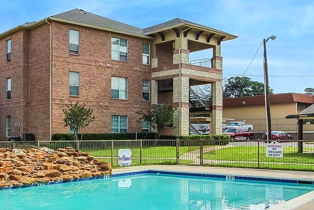 falls apartments for rent