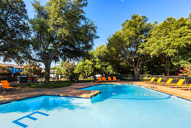 the estara apartment homes apartments for rent