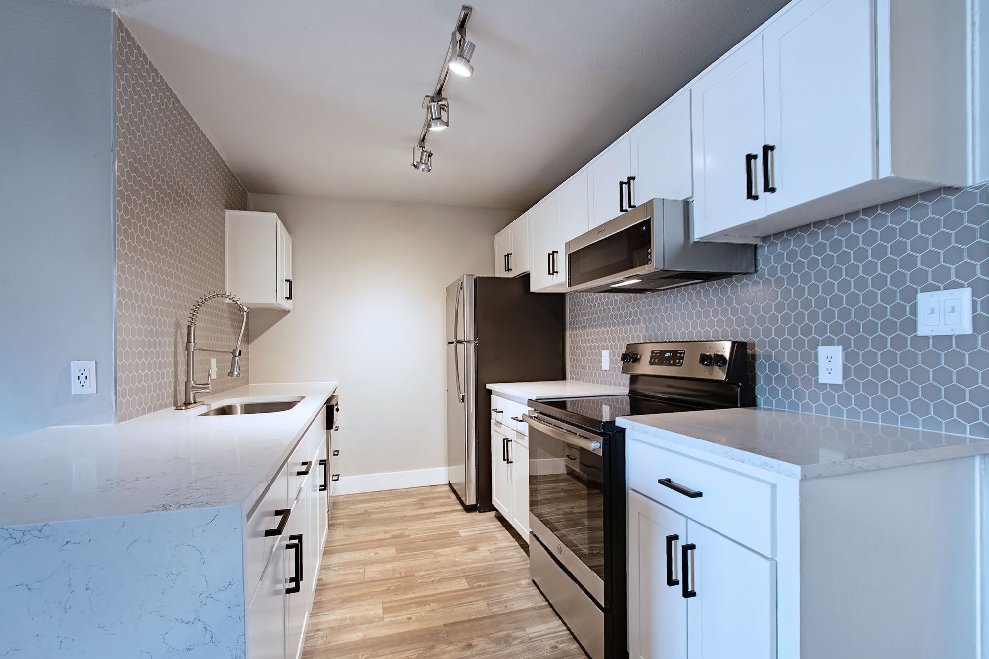 √ Month To Month Apartments Tempe