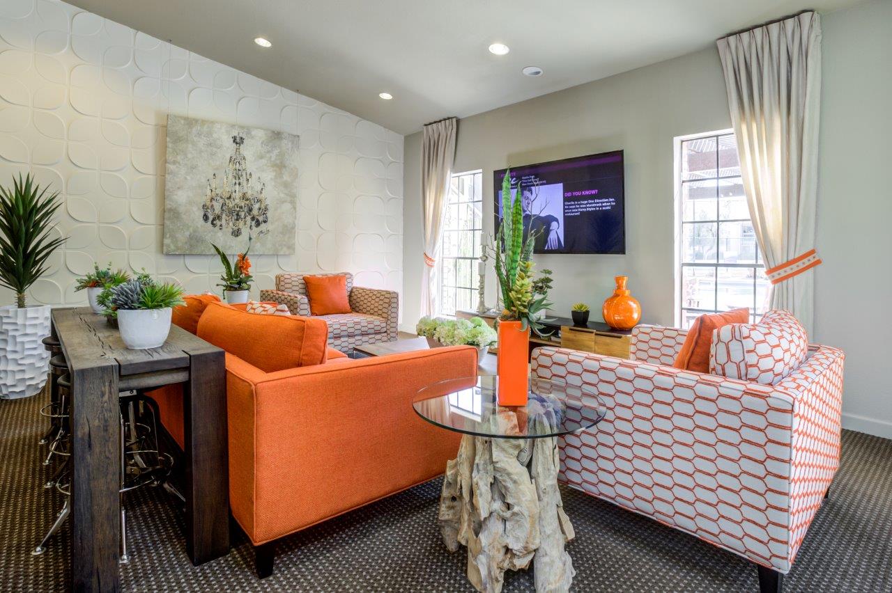 √ Apartments On Sossaman And University