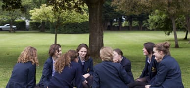 un-guide-de-luniforme-scolaire-au-royaume-uni