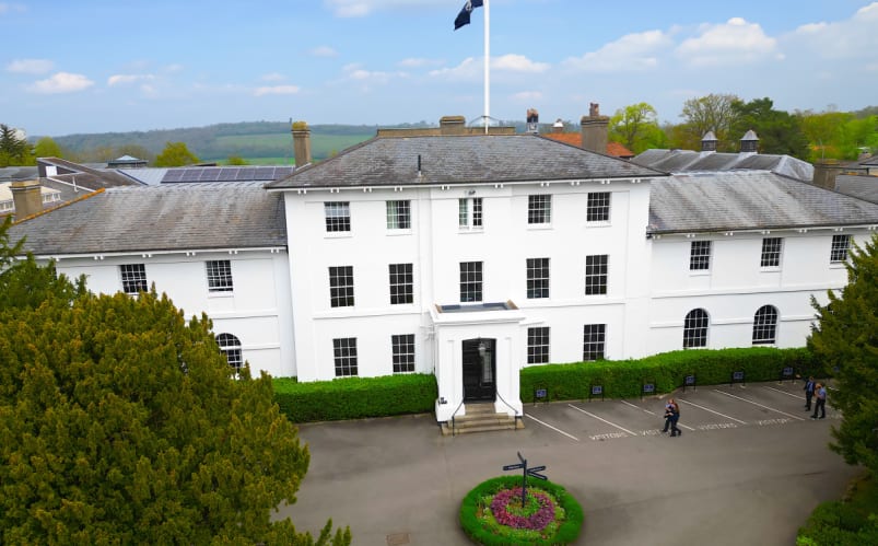 Immersion scolaire dans un pensionnat près de Bristol