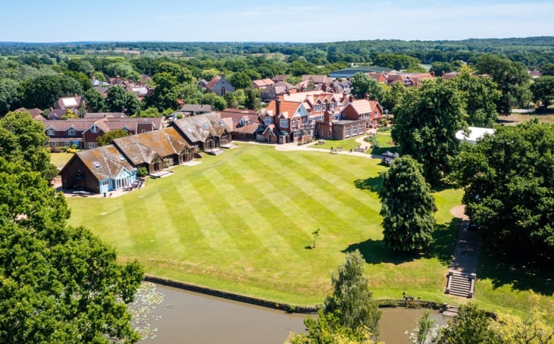 Dicker School - Pro-Foot