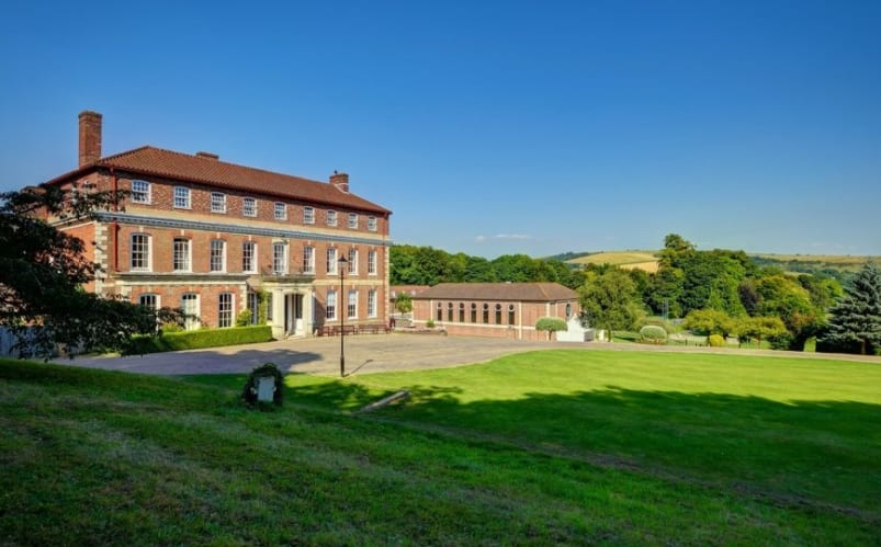 Windlesham - Adventures in English