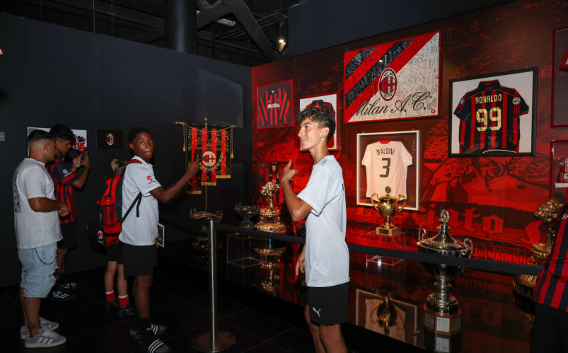 AC Milan Experience Elite